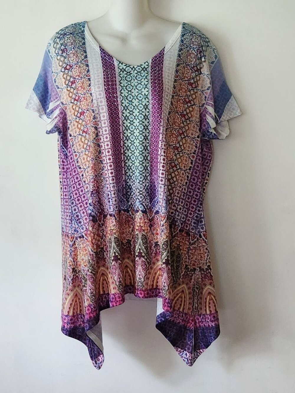 One World tunic top sz L boho print purple pink white mini studs GUC